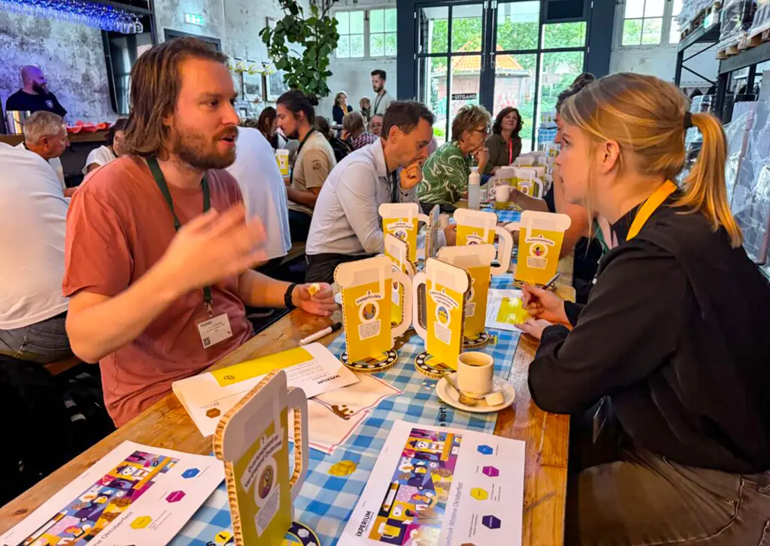 IXP-oktoberfest1-hr.jpg
